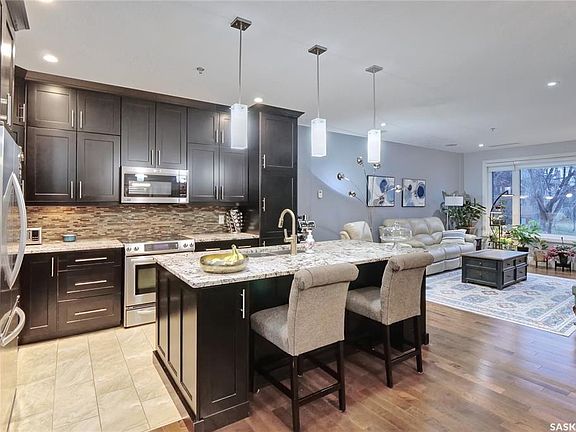 5th image of 205 Fairford St E #201