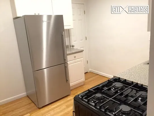 Rented by Citi Habitats | media 37