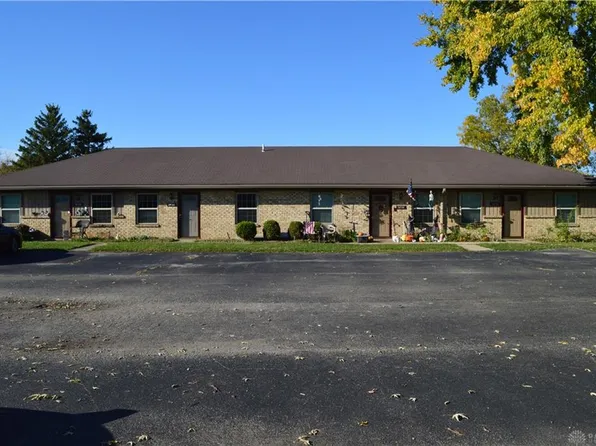 8496 Woodgrove Ct, Dayton, OH 45458