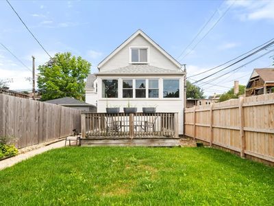 4314 W Henderson St, Chicago, IL, 60641