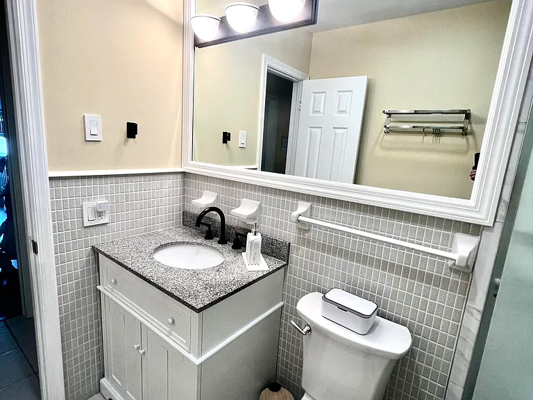 2211 NE 67th St #1124 — Photo 11
