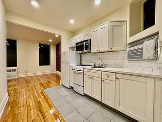 324 East 34th Street