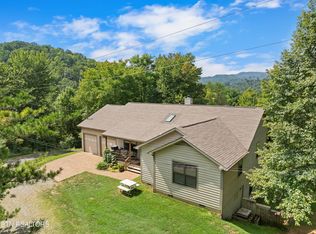 4822 White Pine Way #6, Sevierville, TN 37876