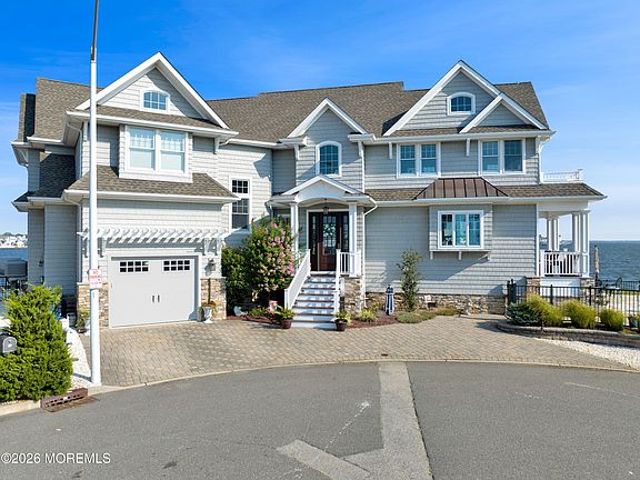 2nd image of 3505 Churchill Drive