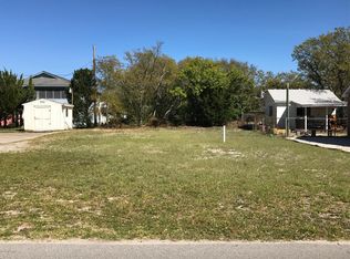 217 S 6th Ave, Kure Beach, NC 28449