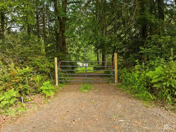 750 E North Island Drive, Shelton, WA 98584