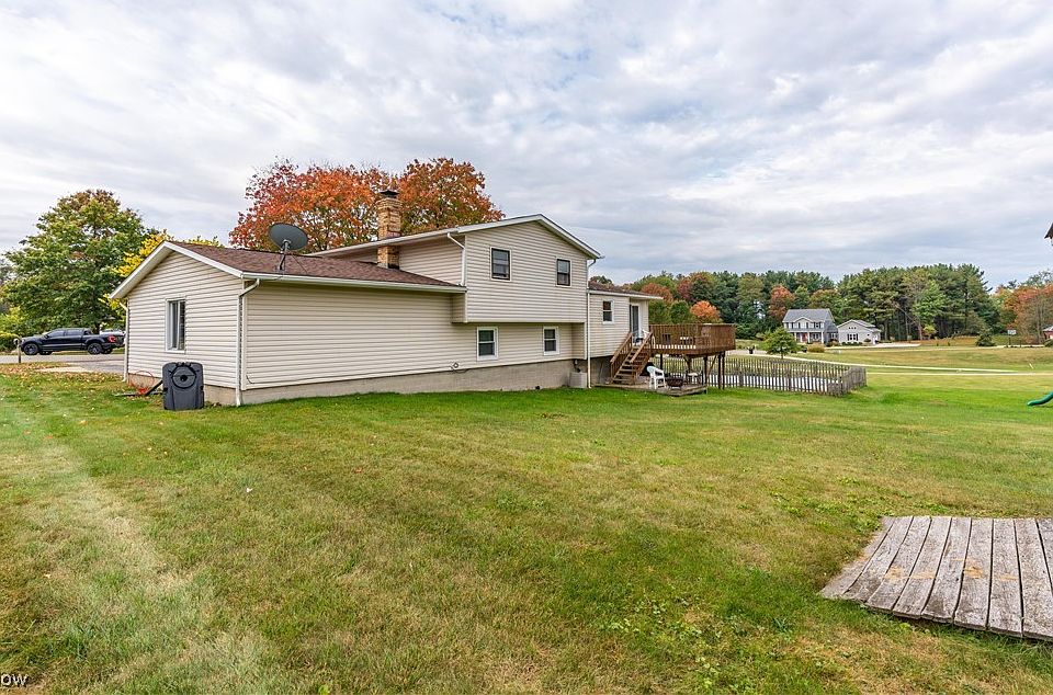 8581 Saybrook Ave NW, North Canton, OH 44720 MLS 4497352 Zillow