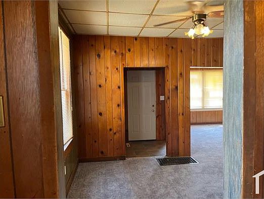 4th image of 518 Sloan St