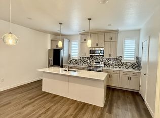 957 W Coalburn Way #1-103, Salt Lake City, UT 84123