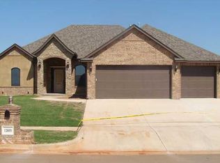 12609 NW 6th St, Yukon, OK 73099