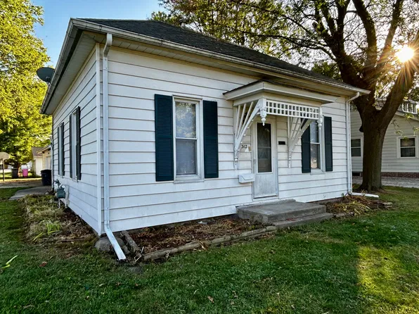 (undisclosed Address), Aledo, IL 61231