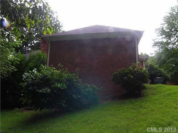 2nd image of 1608 Drayton Ct