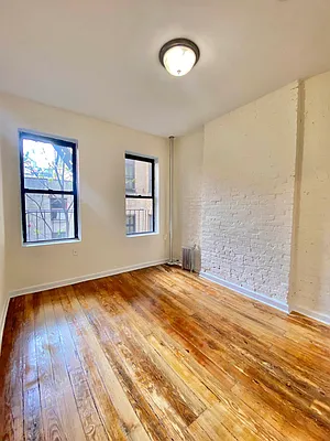 Rented by Waverly Realty Associates | media 10