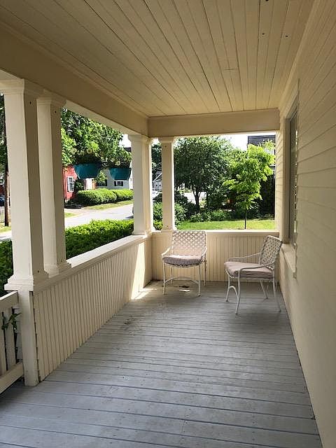 Front Porch for first floor use