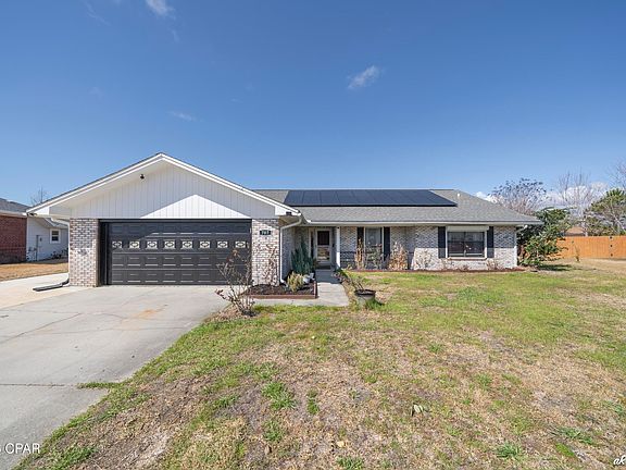 3rd image of 707 Plantation Cir