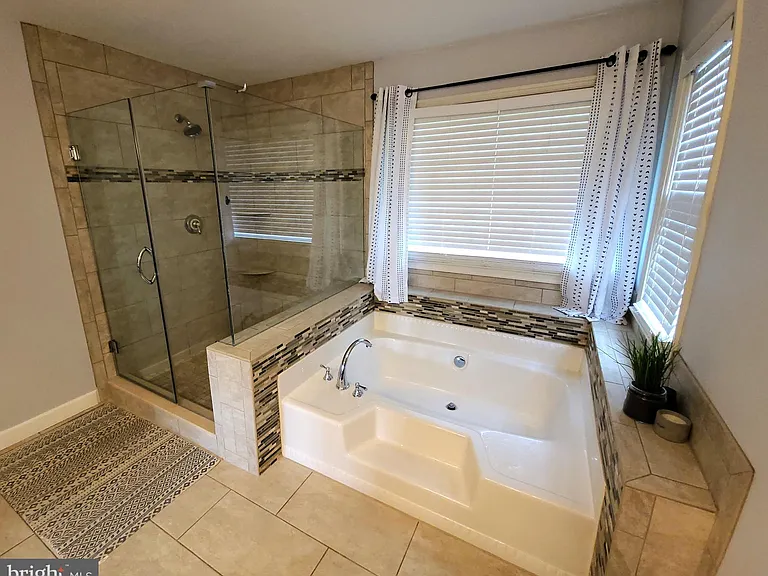 18 Willow Glen Ct — Photo 20