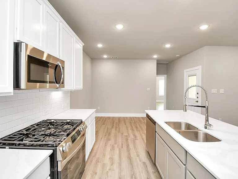 21035 Bay Village Dr #A — Photo 14