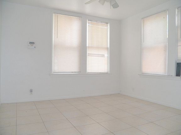 3rd image of 3005 Sanchez St #30053