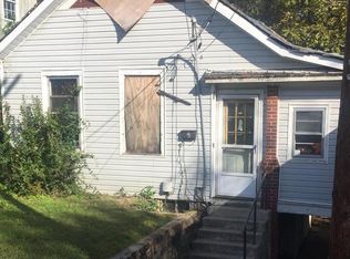 921 E C St, Brunswick, MD 21716
