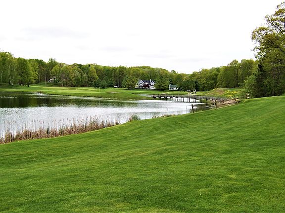 2nd image of 9268 Stonebridge Dr