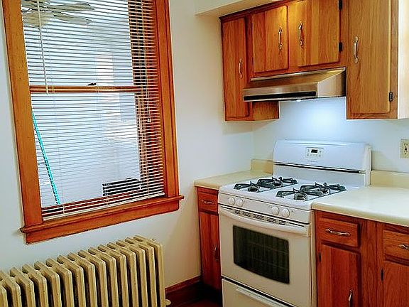 2nd image of 5353 N Lynch Ave