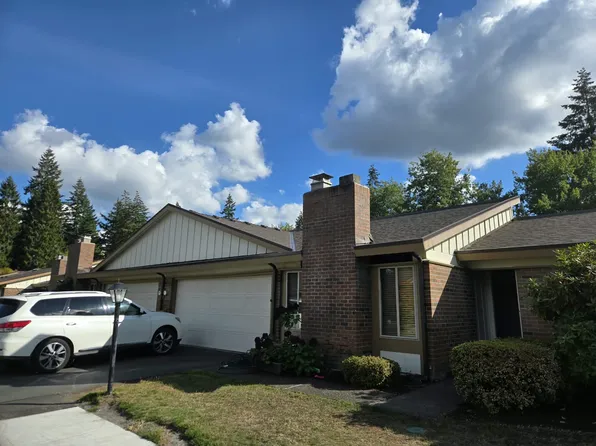 16116 NE 15th St, Bellevue, WA 98008