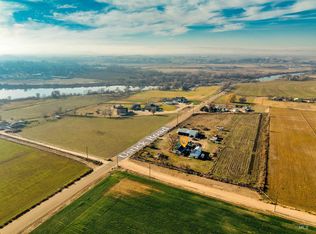 27294 Ustick Rd, Wilder, ID 83676