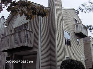 2 Balconies