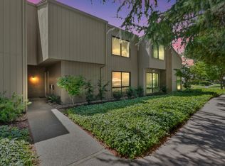 1036 Vanderbilt Way, Sacramento, CA 95825