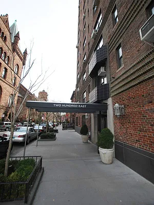 Rented by Sotheby's International Realty | media 1