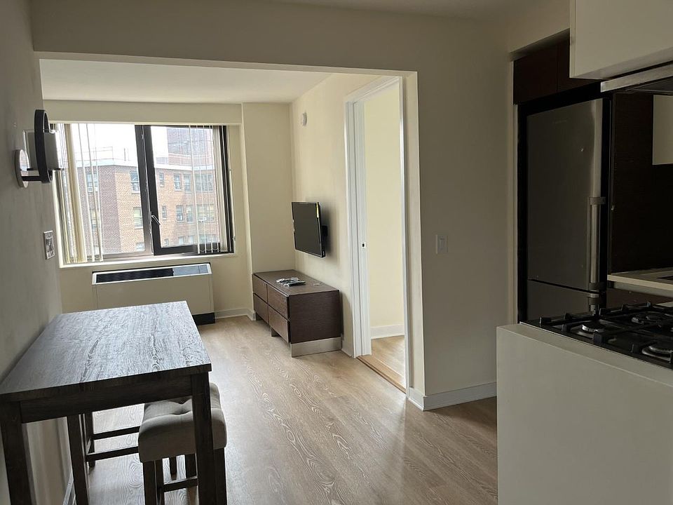1st image of 39-16 Prince St #7D