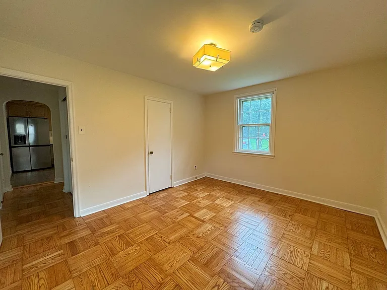 1549 County Line Rd — Photo 5