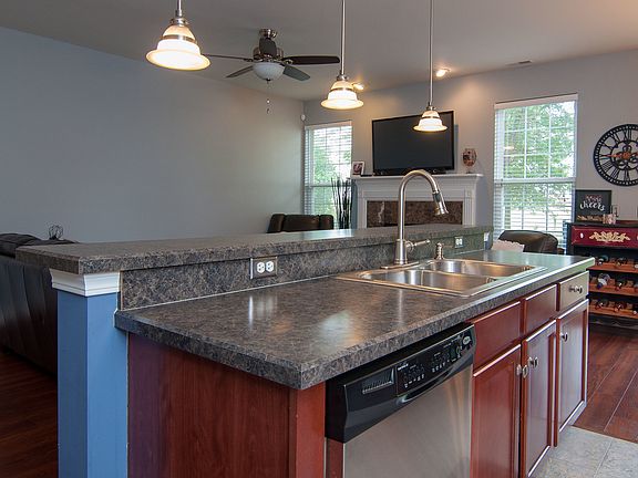 3rd image of 24246 Leski Ln