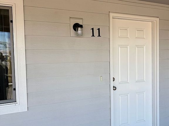 3rd image of 2215 Elm St SW APT 11
