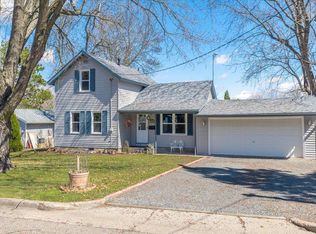 726 Park Ave, New Richmond, WI 54017