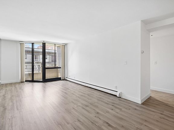 2nd image of 900 Bush St APT 511