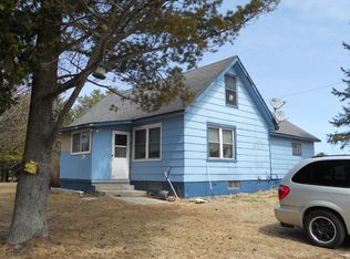 1056 Lex Nelson Rd, Gulliver, MI 49840