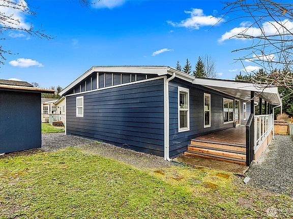 5th image of 20227 80th Avenue NE #23