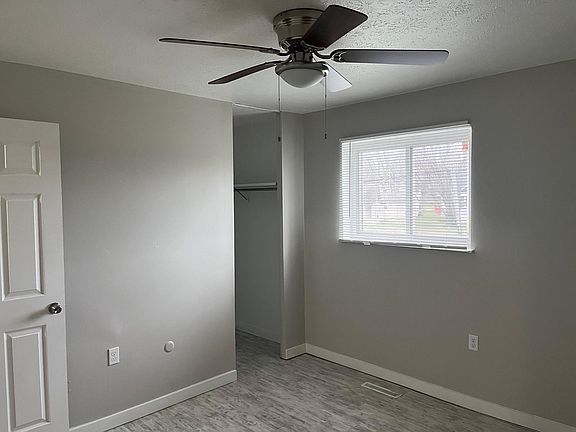 4th image of 38751 Lake Shore Blvd APT 205