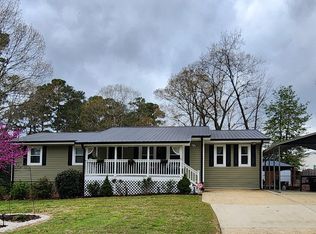 1209 Mill Valley Rd, Fuquay Varina, NC 27526