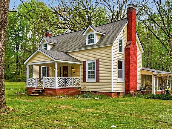 2nd image of 2051 Emmett Doster Road NW