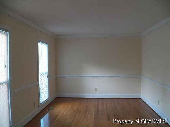 2nd image of 303 Field St