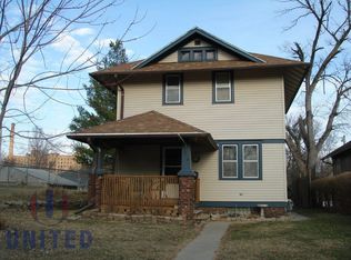 2018 Jones St, Sioux City, IA 51104