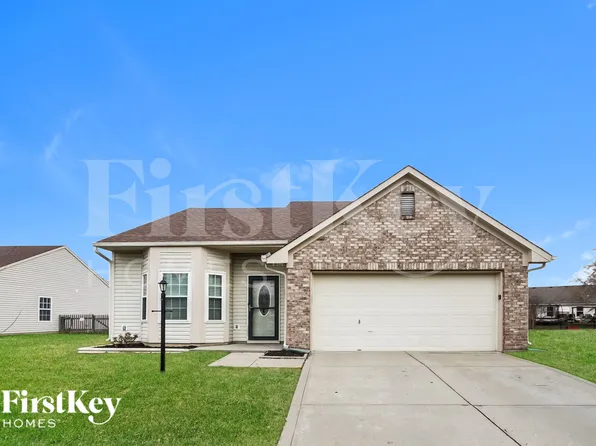 37 Lasalle Ln, Pittsboro, IN 46167