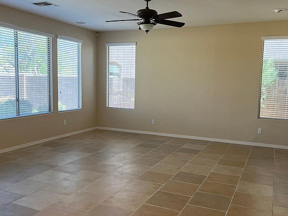 4th image of 2432 N Morrison Ave