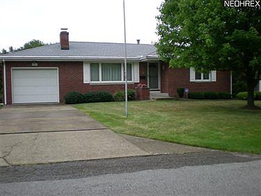 2nd image of 381 Bell Ave