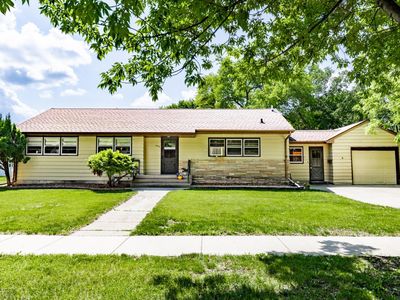 1515 14th St S, Fargo, ND, 58103