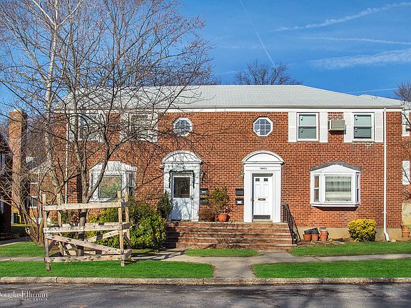 3rd image of 26063 Langston Ave