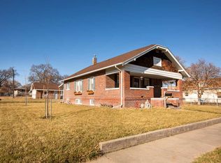 1102 W 3rd St, Mccook, NE 69001