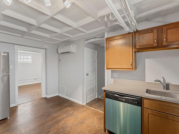 5th image of 6016 S Kingshighway Blvd #Basement